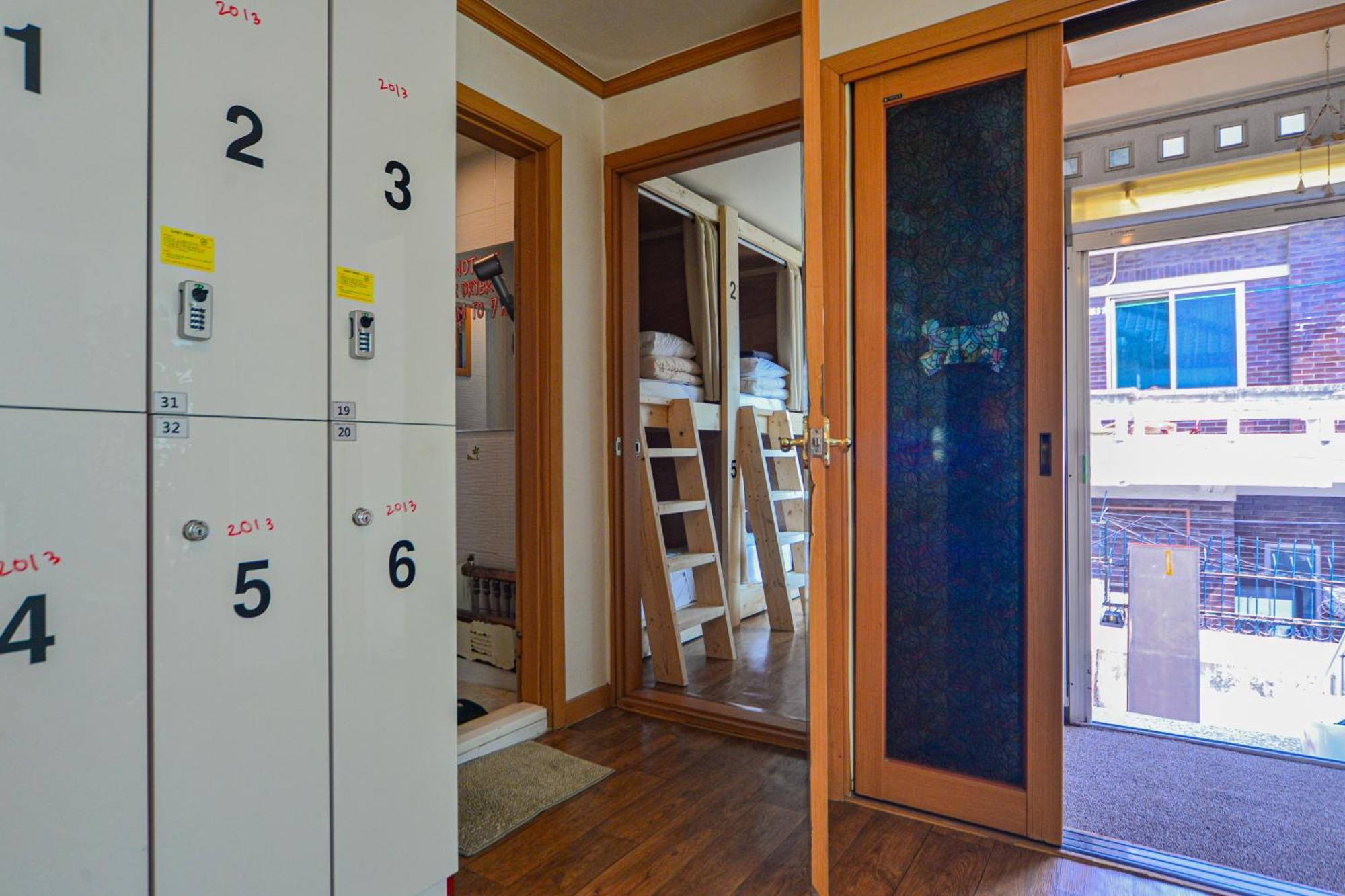 Helloworld Guesthouse Seul Zewnętrze zdjęcie