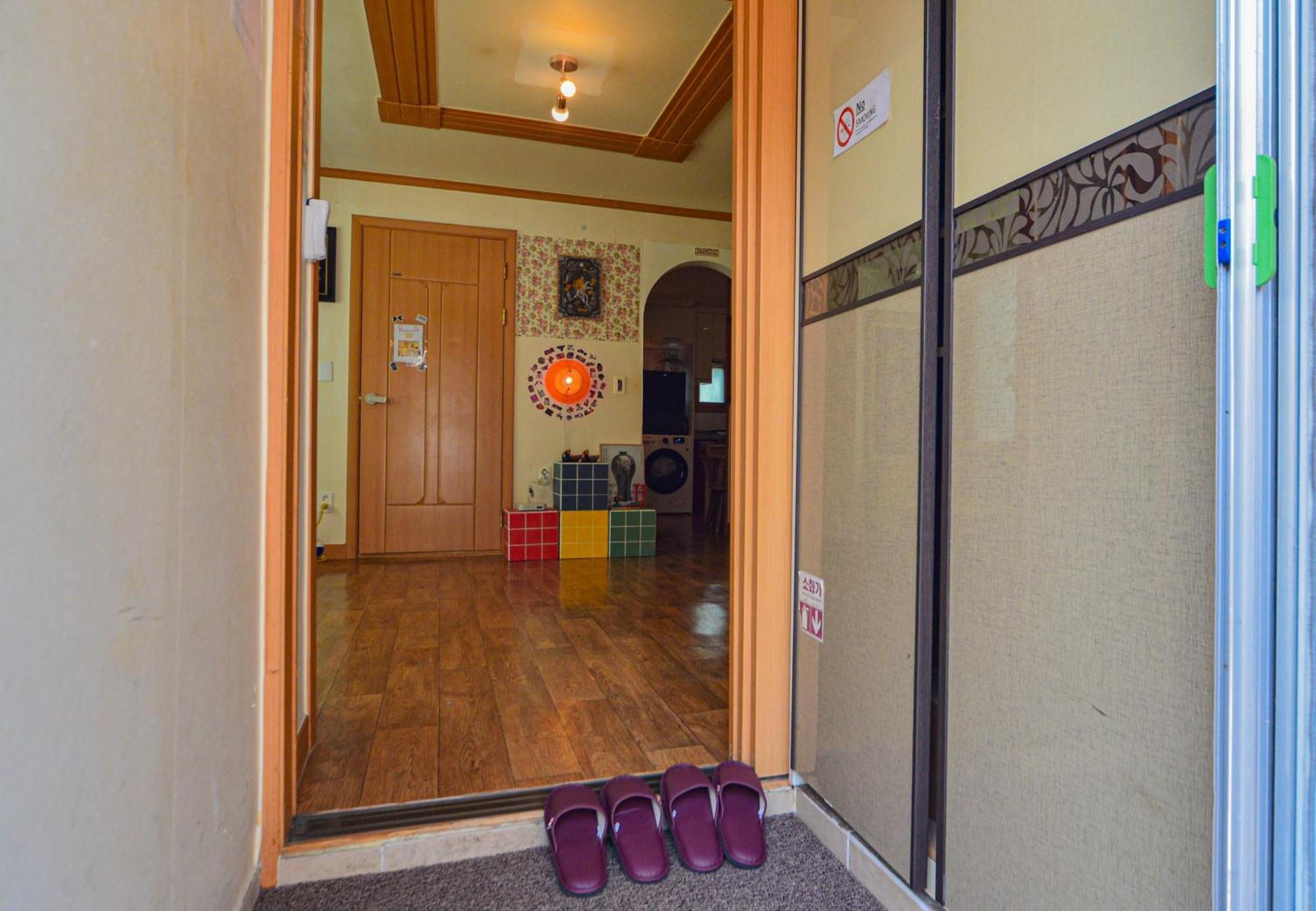 Helloworld Guesthouse Seul Zewnętrze zdjęcie